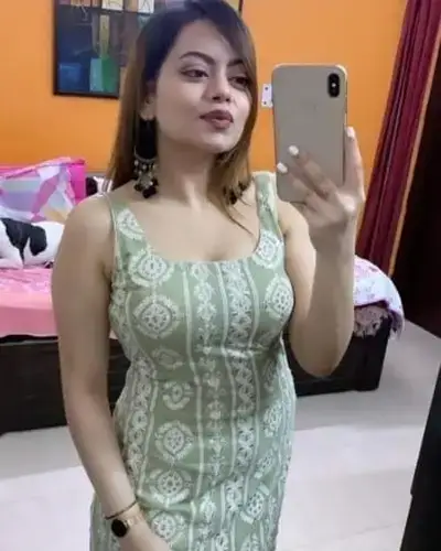 Call Girl in Bahoriband
